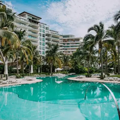 3 Bedrooms with huge Terrace in La Isla Acapulco