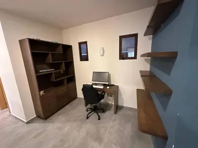 Una televisión o centro de entretenimiento en Maximus en ValQuirico
