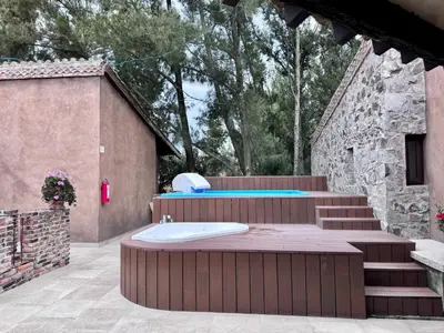 Piscina en o cerca de Valeria en ValQuirico