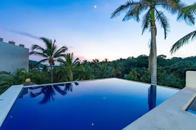 Piscina en o cerca de 3067 - Casa Blanca