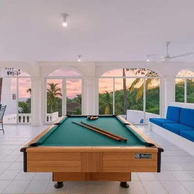 3067 - Casa Blanca