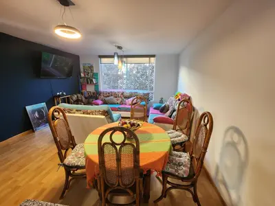 Zona de estar de Suite Privada con Terraza y Baño, 5 min Six Flags