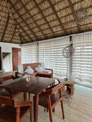 Zona de estar de Papapa grecas