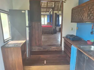 Una cocina o zona de cocina en Tower Bridge Hostel