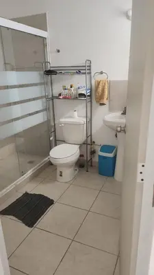 Un baño de La escondida del mar