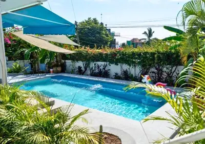 Piscina en o cerca de Casa Cactus - Boho Studios con vista al mar en Puerto