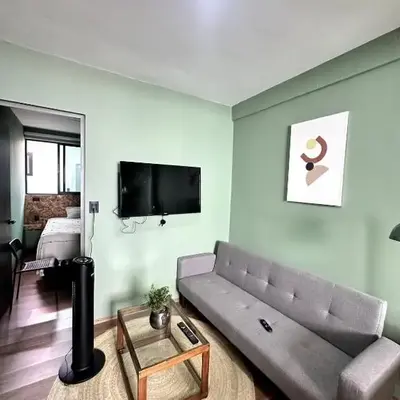Calm & Classy Stay