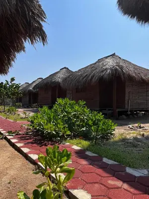 Jardín al aire libre en Yuku Vii Cabañas, Cerro Hermoso, Oaxaca