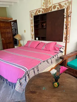 Cama o camas de una habitación en House 3 blocks from downtown