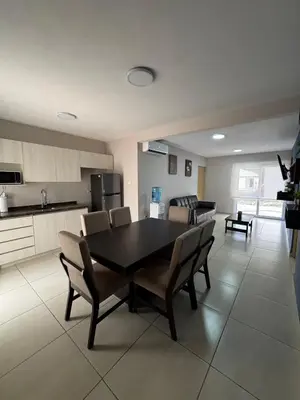 Una cocina o zona de cocina en Villa Estelar Romero Bahia