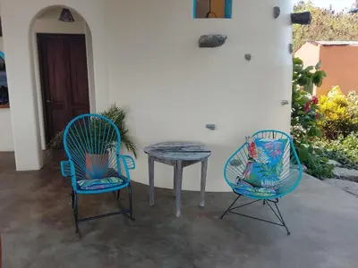 Un patio o zona al aire libre en Angelita's Nest House