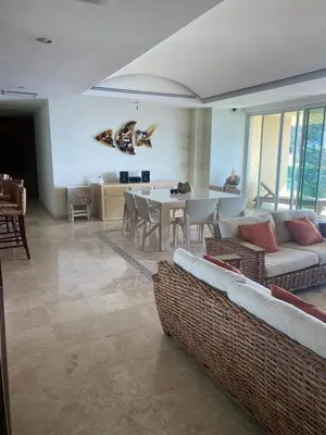 Plano de Luxury penthouse with ocean view and pool
