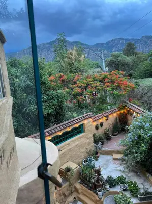 Vista general de una montaña o vista desde la casa o chalet