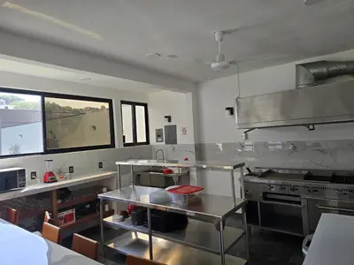 Una cocina o zona de cocina en Houzze Plety