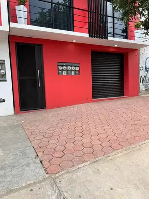 Edificio en el que se encuentra el hostal o pensión