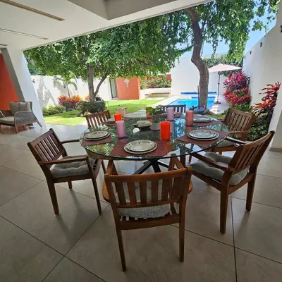 Zona de estar de Burgos Cuernavaca Pool Terrace & Garden