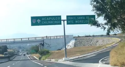 Plano de CASALUNA frente alberca AirAc