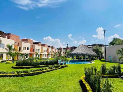 Jardín al aire libre en Casa Azul de descanso, alberca, billar, asador y roof garden privado