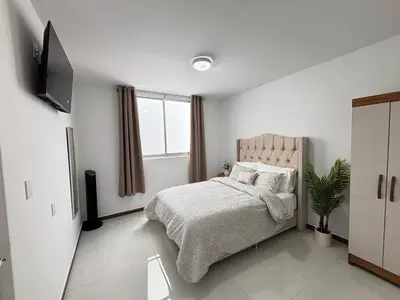 Plano de Casa Luna, a 10 min centro y a 5 min aeropuerto
