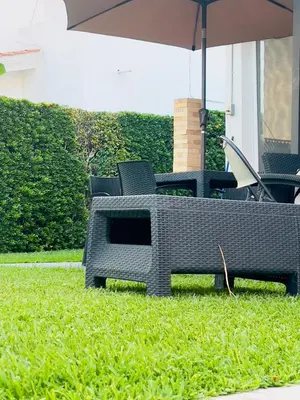 Jardín al aire libre en Casa LEAM