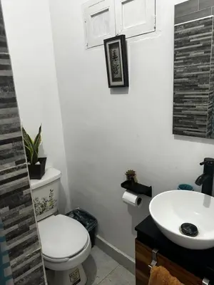 Plano de Departamento céntrico semiamueblado