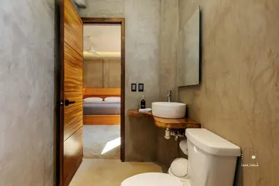 Un baño de Unmatched Modern PH Loft in the Center of la Punta