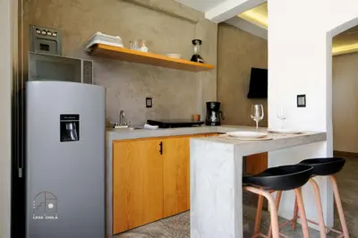Una cocina o zona de cocina en Beautiful Remodeled Studio In The Center La Punta