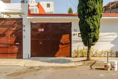 Plano de Casa con jardín y estacionamiento privados en Coyoacán