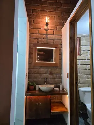 Un baño de Cabaña el rio Rincon Verde
