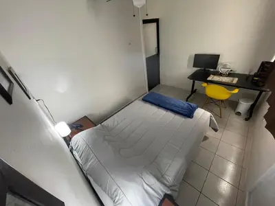 Cama o camas de una habitación en Departamento céntrico fácil acceso, 45 amenidades