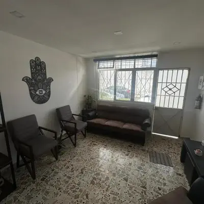 Casa céntrica retro-moderna con 46 amenidades 