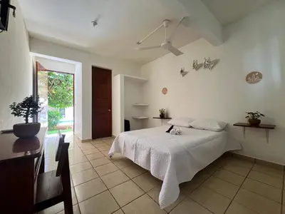 Cama o camas de una habitación en Hotel Real Juquilita - Starlink Internet