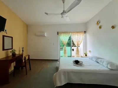 Cama o camas de una habitación en Hotel Real Juquilita - Starlink Internet