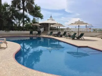 Piscina en o cerca de Villa Palmitas acogedor departamento nivel piscina gigante jardines