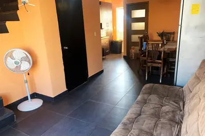 Zona de estar de Entire House in a Beautiful Private Subdivision