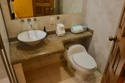Plano de Depa 102A en Huatulco con alberca y terraza 5 min playa