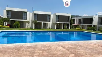 Piscina en o cerca de Family Home with Pool, El Mirador 2 Bedrooms