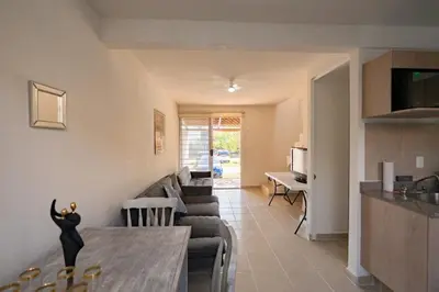 Una cocina o zona de cocina en Family Home with Pool, El Mirador 2 Bedrooms