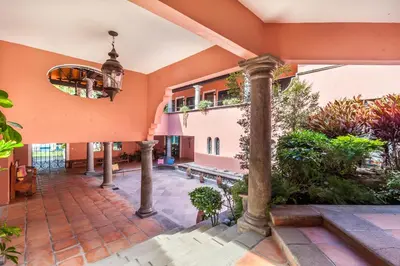 Jardín al aire libre en Casona de Elefantes