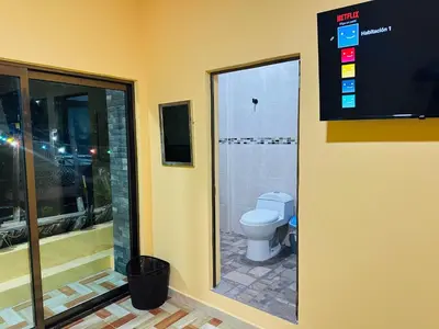 Un baño de Hospedaje chachalacas