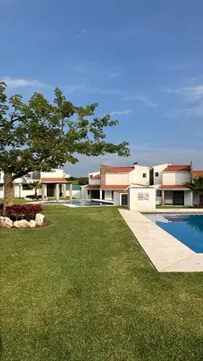 Piscina en o cerca de Casa Yeca