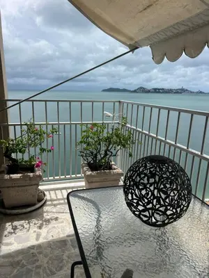 Un balcón o terraza de Beautiful Condo on St Lucia Bay