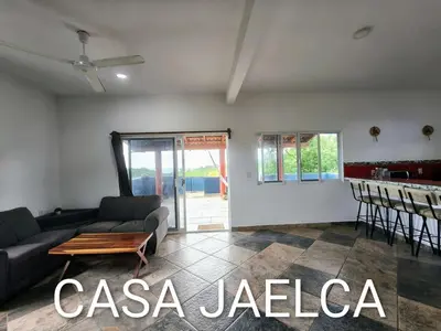 Zona de estar de spacious apartment with ocean view