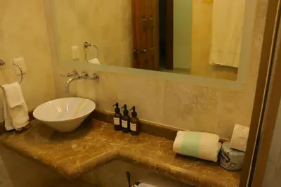 Plano de Depa 101B en Huatulco con alberca y balcón a 5 min playa