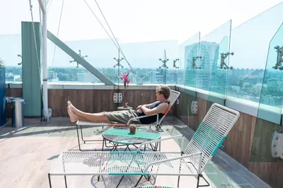 Un balcón o terraza de Botanic Loft Stylish and Cozy Retreat