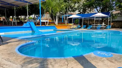 Piscina en o cerca de Ameyali Teques