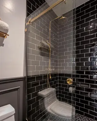 Un baño de The Urban Muse suite