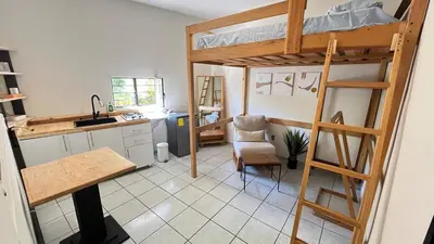 Plano de Studio for rent