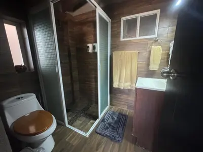 Un baño de Cabañita TEPOZTLÁN