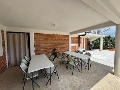 Un patio o zona al aire libre en Cabañas Aruba